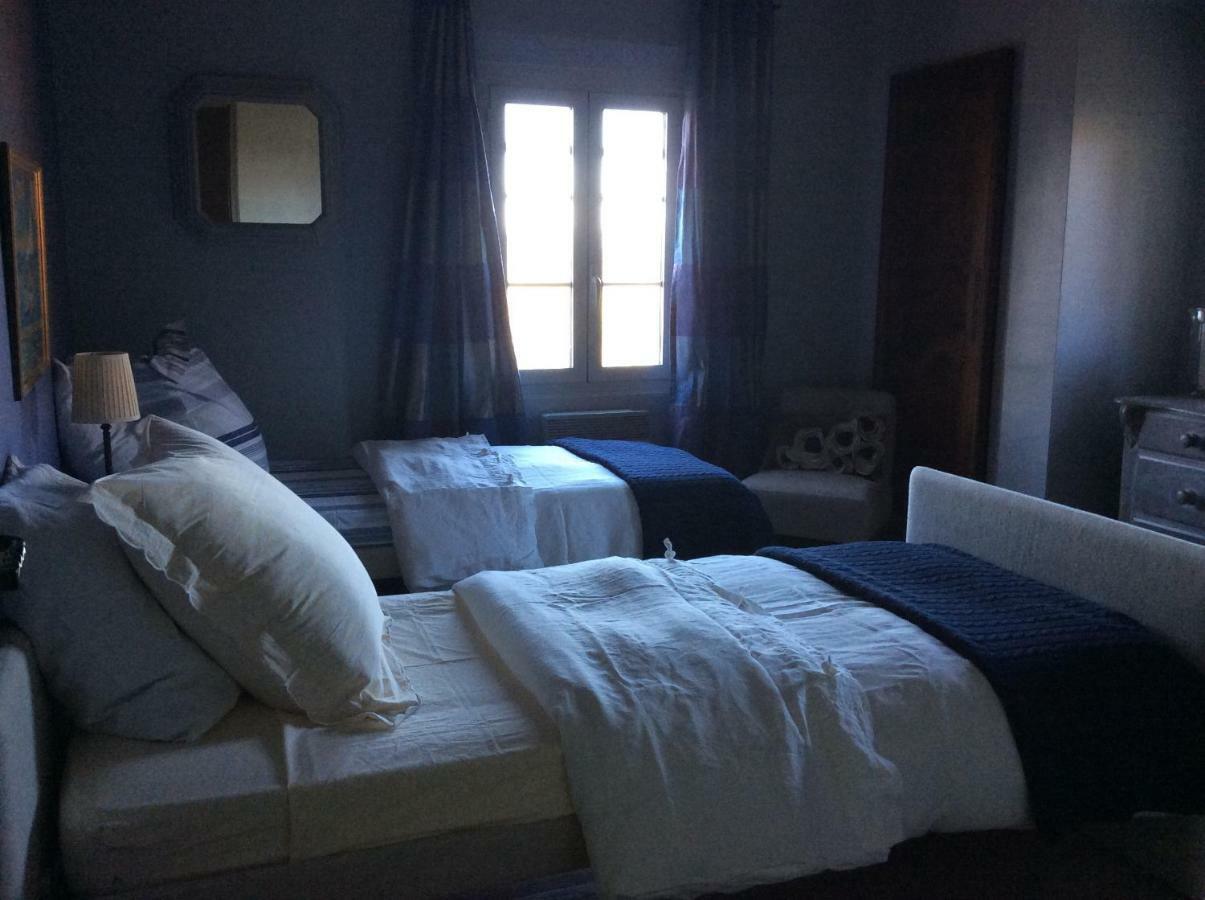 Bed and Breakfast Le Mas Amore Ґассен Екстер'єр фото
